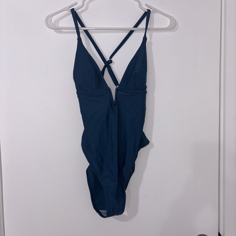 New Cupshe 1‎ Piece Swimsuit Slate Blue Small New with Tags Deep V plunge